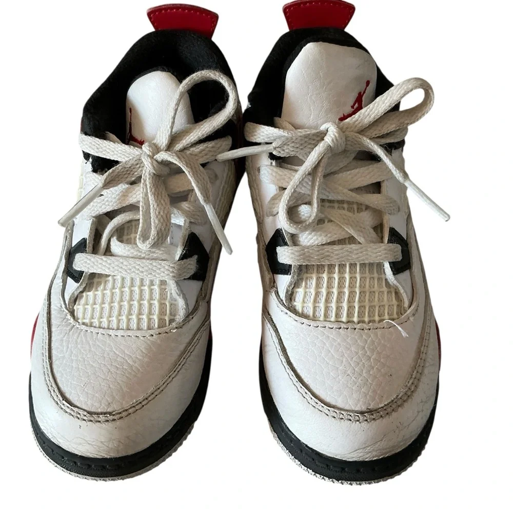 Nike air Jordan 4 retro “Red thunder kids toddler sneakers shoes 10c (BQ7670-161